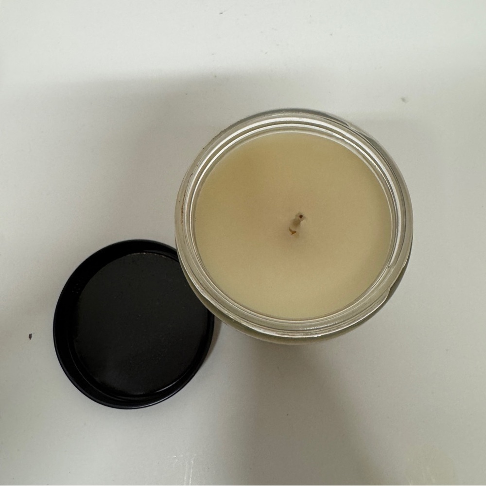 Bath Body Works Sugared Snickerdoodle Candle 7 OZ - Picture 4 of 4